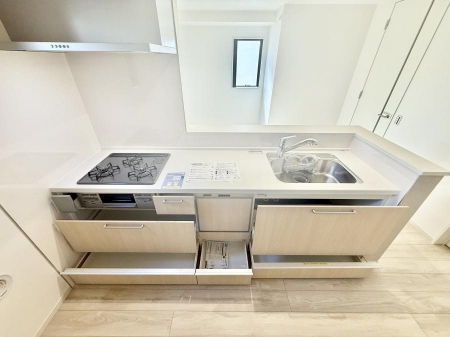 �L�b�`���@�������Ƒ����J��[�߂�A������̂���L�b�`��