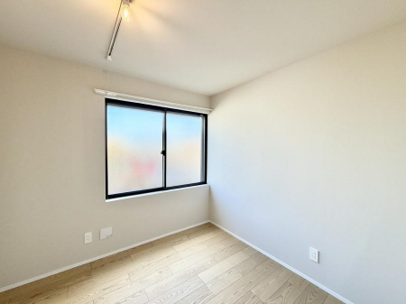 �q�������@�������Ƌ�⃌�C�A�E�g�����R�ɔz�u�ł��邽�ߎg�����肪�ǂ����K�ɉ߂����܂�