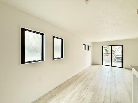 ���r���O�@���������R�Ɖ�b�����܂��A�S�n�悢�ЂƂƂ�