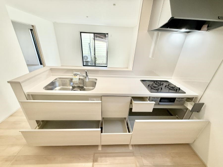 �L�b�`���@�������A�C�f�A�L����A�N���G�C�e�B�u�ȗ������