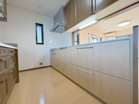 �L�b�`���@�������V���v���ŋ@�\�I�A�����g���₷���L�b�`��