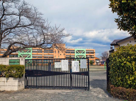 ���ӊ��@���w�Z 700m ����s�������ꏬ�w�Z