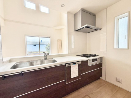 �L�b�`���@�������L���C�ɕЕt���A�g���₷���L�b�`��