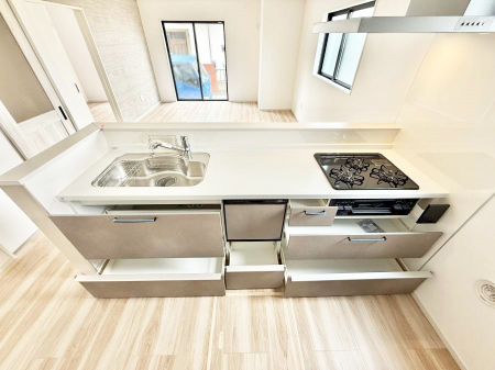 �L�b�`���@�������A�C�f�A�L����A�N���G�C�e�B�u�ȗ������