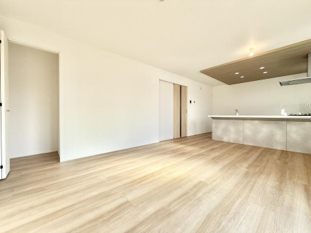 ���r���O�@���������R�Ɖ�b�����܂��A�S�n�悢�ЂƂƂ�