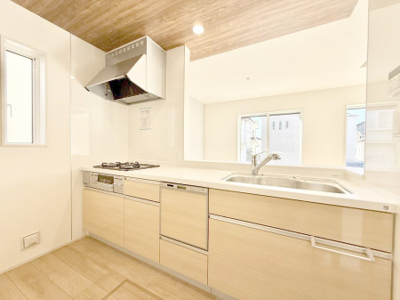 �L�b�`���@���������y���݂ƐH�ׂ�K����͂���L�b�`��