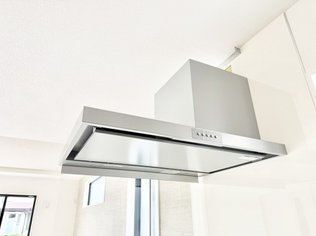 ���̑����ρ@�ݔ����������̏��C����������C��ɗU������A�����I�ɔr�����ł��܂��B