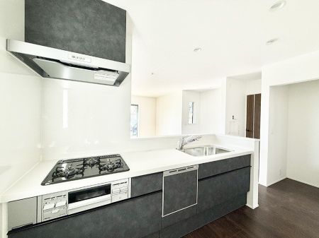 �L�b�`���@�������V���v���Ŕ������S�n�悢���Ԃ𐶂ރL�b�`�����