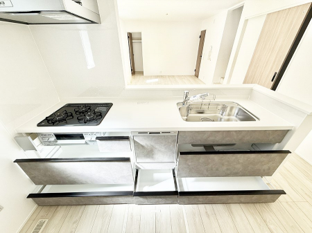 �L�b�`���@�������Ƒ����J��[�߂�A������̂���L�b�`��