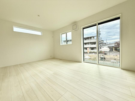 ���r���O�@�����������������Ɠ��ʂɂ���A�e���̋��