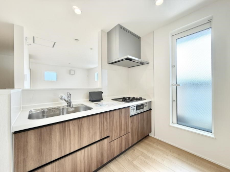 �L�b�`���@�������L���C�ɕЕt���A�g���₷���L�b�`��