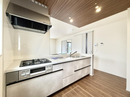 �L�b�`���@�������L���C�ɕЕt���A�g���₷���L�b�`��