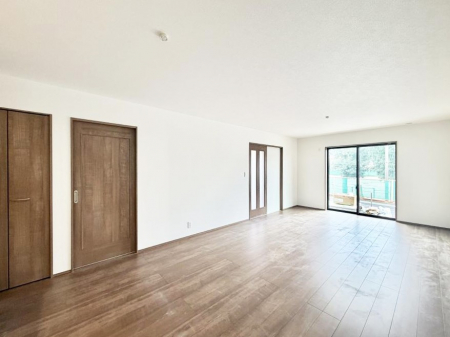 ���r���O�@���������R�Ɖ�b�����܂��A�S�n�悢�ЂƂƂ�