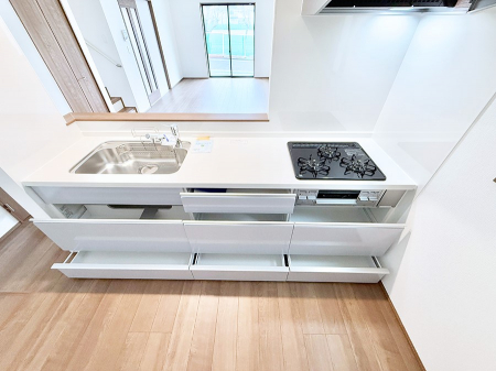 �L�b�`���@�����������������Ԃ����܂��A�Ί炠�ӂ��L�b�`��