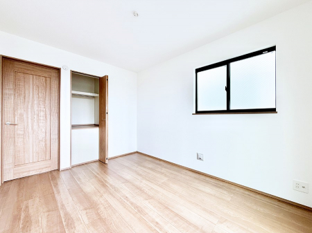 �Q���@�������Ƌ�����܂��z�u����΍L�X�Ƃ�����Ԃ��g�������₷���A�����b�N�X�������Ԃ��߂����܂�