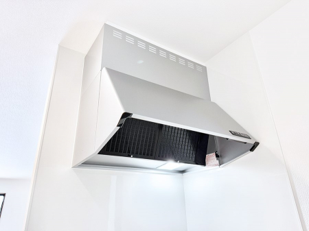 ���̑����ρ@�ݔ����������̏��C����������C��ɗU������A�����I�ɔr�����ł��܂��B