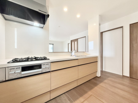 �L�b�`���@�����������������Ԃ����܂��A�Ί炠�ӂ��L�b�`��