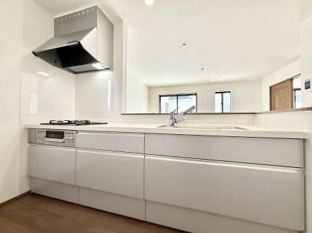 �L�b�`���@�������Ƒ����J��[�߂�A������̂���L�b�`��