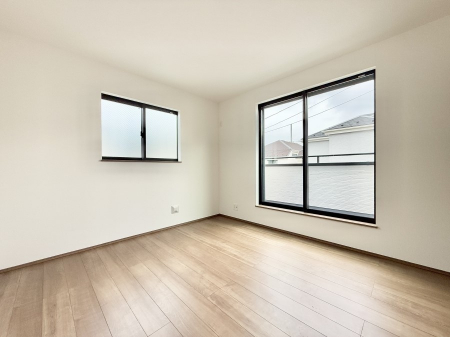 �q�������@�������v���C�x�[�g��ԂƂ��ĐÂ��ŗ�������������񋟂��Ă���܂�