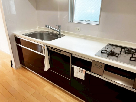 �L�b�`���@�������Ƒ����J��[�߂�A������̂���L�b�`��