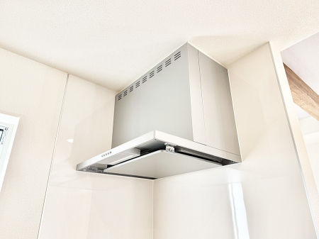 ���̑����ρ@�ݔ����t�[�h�ɕ����Ă���ׁA���������C��ɗU������A�����I�ɔr�����ł��܂�