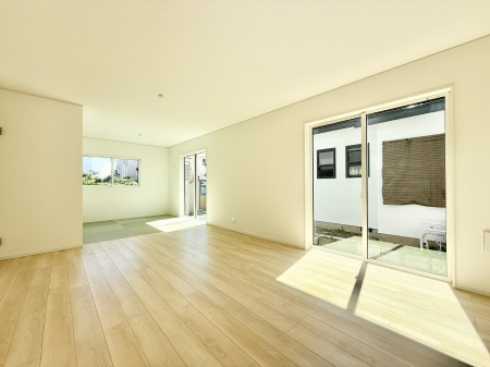 ���r���O�@���������C�ɓ���̏ꏊ�ŁA�̂�т�Ƃ������Ԃ�