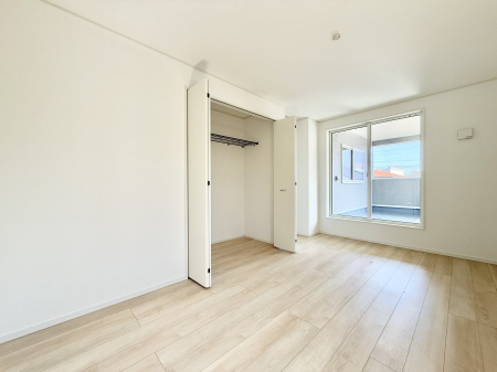 �q�������@�������v���C�x�[�g��ԂƂ��ĐÂ��ŗ�������������񋟂��Ă���܂�