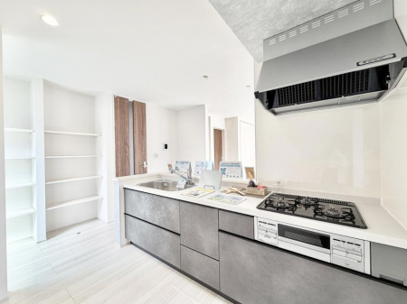 �L�b�`���@�������V���v���ŋ@�\�I�A�����g���₷���L�b�`��