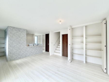 ���r���O�@���������ƕ���������A�����b�N�X�ł�����