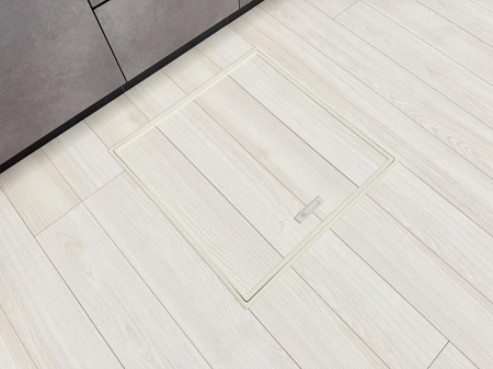 ���̑����ρ@�ݔ����B�ꂽ���[�X�y�[�X�ŉƑS�̂��X�b�L��