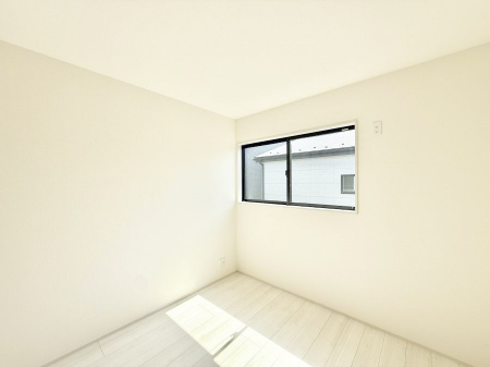 �q�������@�������v���C�x�[�g��ԂƂ��ĐÂ��ŗ�������������񋟂��Ă���܂�