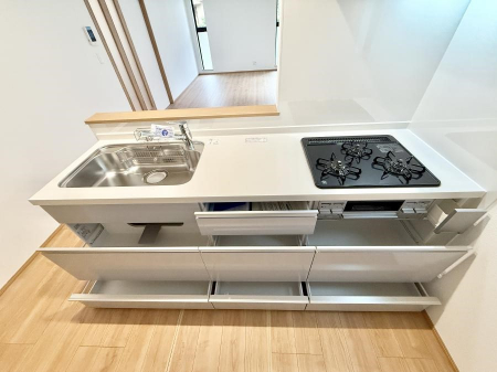 �L�b�`���@�������Ƒ����J��[�߂�A������̂���L�b�`��