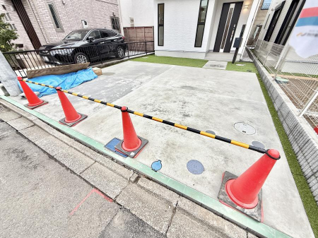 �@�O�ρ��J�[�X�y�[�X�L