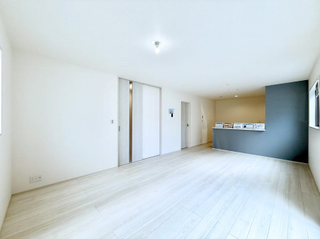 ���r���O�@�������Ƒ��̎��Ԃ��ʂ�A���K�Ŗ��������