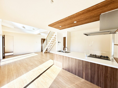 ���r���O�@�������V���v���������ґ�A��؂Ȑl�Ɖ߂����S���قǂ�����