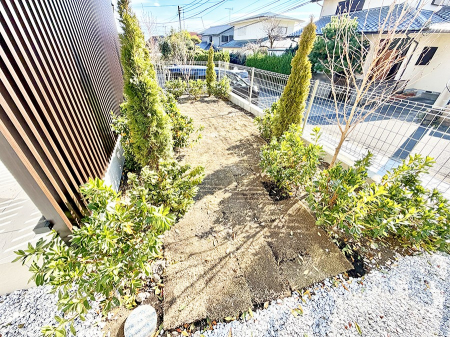 ���̑��@�O�ρ���炵�ɏ�����^����A�΂��������ꂽ�Z�܂��ł�