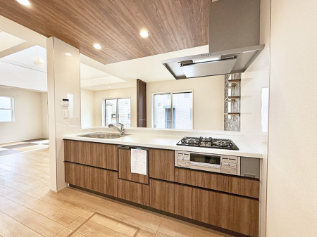 �L�b�`���@�����������������Ɗy�����Ȃ�A���K�ȃL�b�`�����