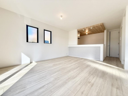 ���r���O�@�������S���������ꏊ�A�������߂����郊�r���O