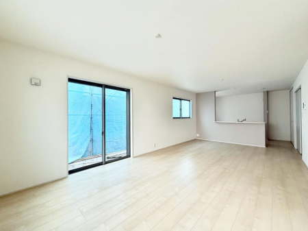 ���r���O�@���������R�Ɖ�b�����܂��A�S�n�悢�ЂƂƂ�