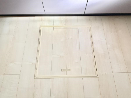 ���̑����ρ@�ݔ����B�ꂽ���[�X�y�[�X�ŉƑS�̂��X�b�L��