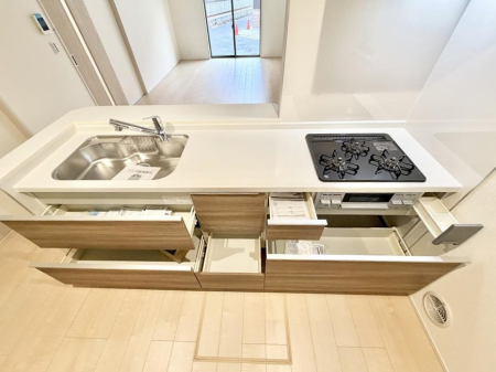 �L�b�`���@�������Ƒ����J��[�߂�A������̂���L�b�`��