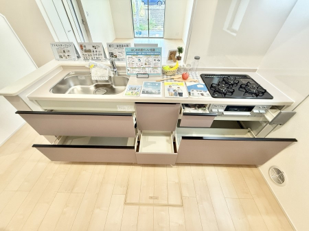 �L�b�`���@�������A�C�f�A�L����A�N���G�C�e�B�u�ȗ������