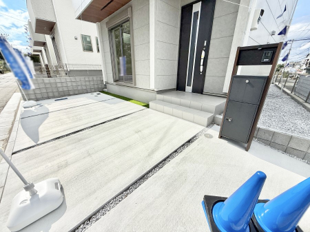 �@�O�ρ������̒��Ԃ����K��