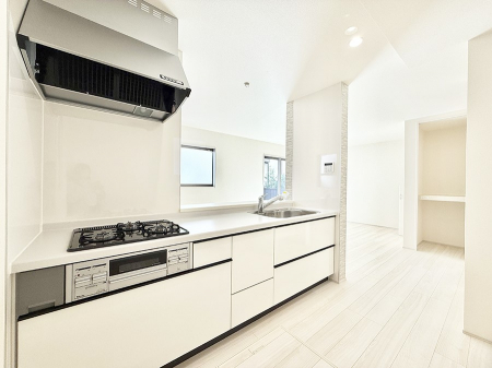 �L�b�`���@�������Ƒ����J��[�߂�A������̂���L�b�`��