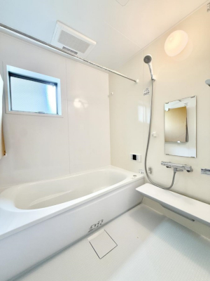 �����@�����������b�N�X�ł���A���₩�ȕ��͋C�ł�