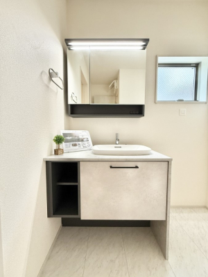 ���ʑ�E���ʏ��@�������Ƒ��݂�Ȃ��g���₷���z�u�ł�