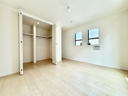 �Q���@�������Ƌ�����܂��z�u����΍L�X�Ƃ�����Ԃ��g�������₷���A�����b�N�X�������Ԃ��߂����܂�