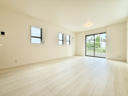 ���r���O�@���������R�Ɖ�b�����܂��A�S�n�悢�ЂƂƂ�