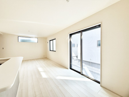 ���r���O�@�������Ƒ��̎��Ԃ��ʂ�A���K�Ŗ��������