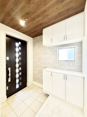 ���ց@������ �V���v���Ŕ������A���K�ȕ�炵�̓����